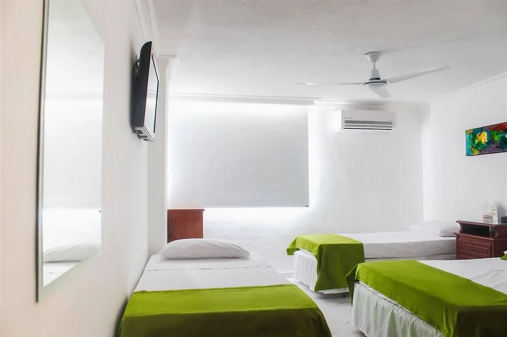 Hotel Valladolid Санта-Марта 3*,